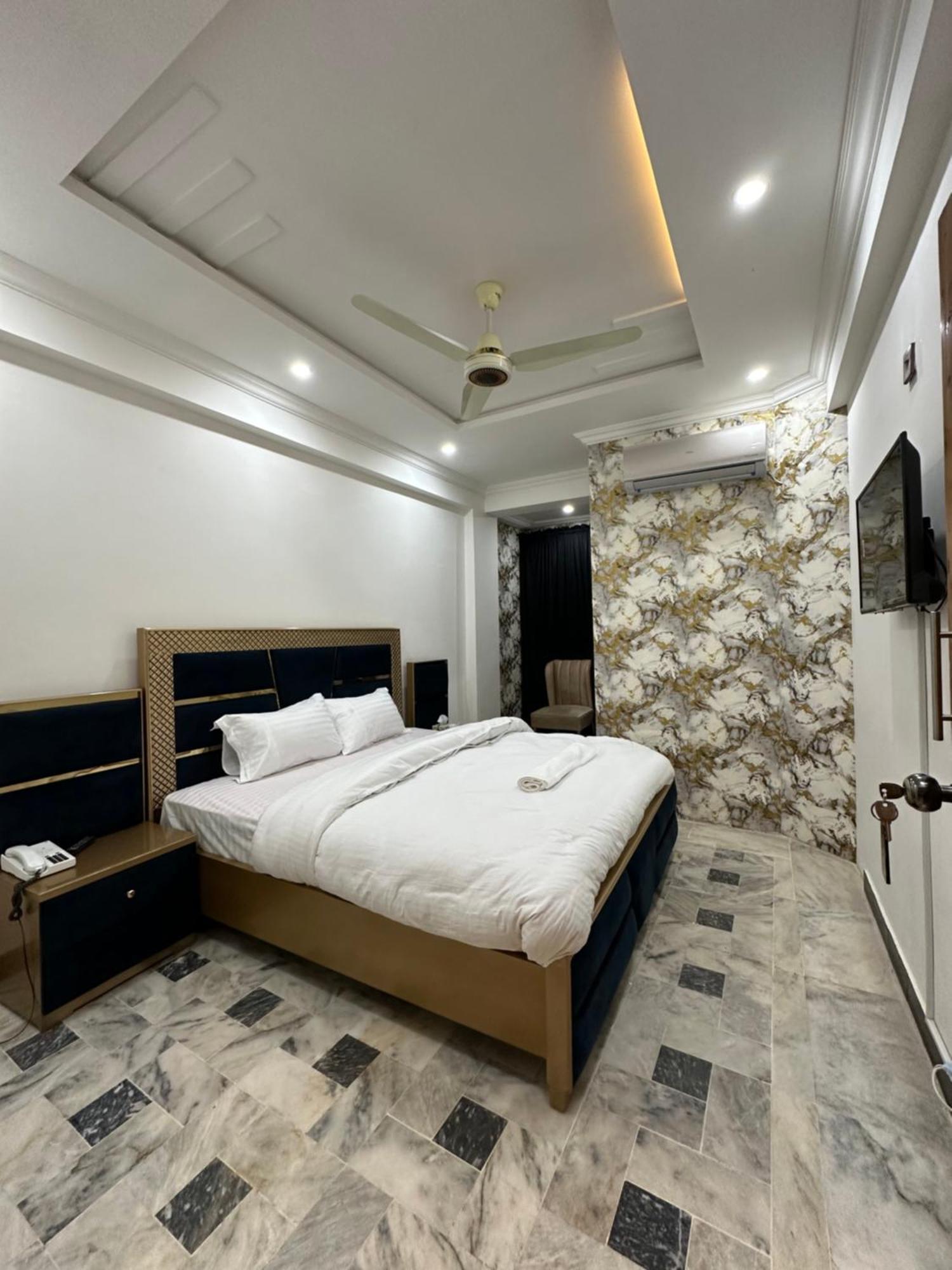 Hotel Flower Of Capital อิสลามาบัด ภายนอก รูปภาพ