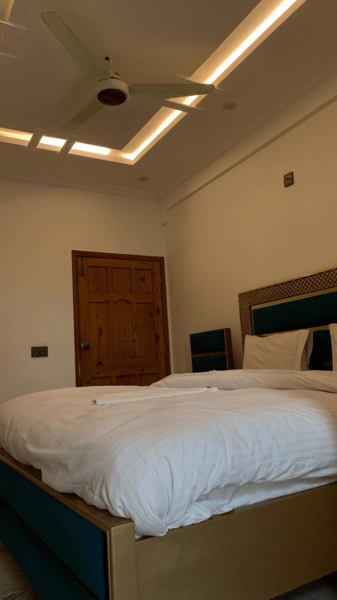 Hotel Flower Of Capital อิสลามาบัด ภายนอก รูปภาพ